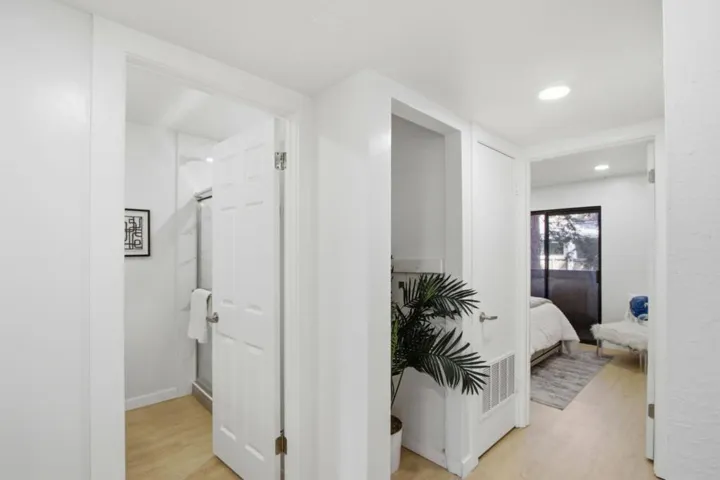 2201 Monroe Street 204, Santa Clara, California 95050