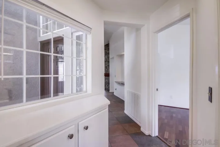 2703 Lobelia, Alpine, California 91901