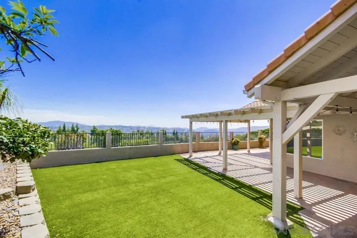 2703 Lobelia, Alpine, California 91901