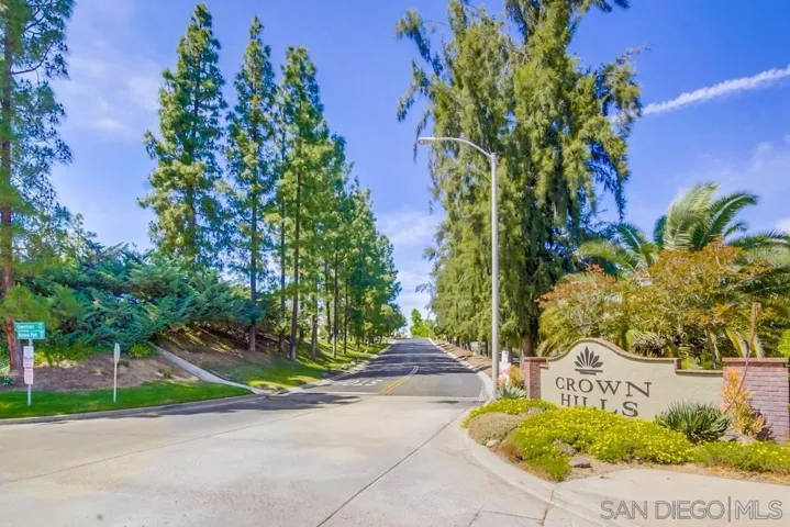 2703 Lobelia, Alpine, California 91901