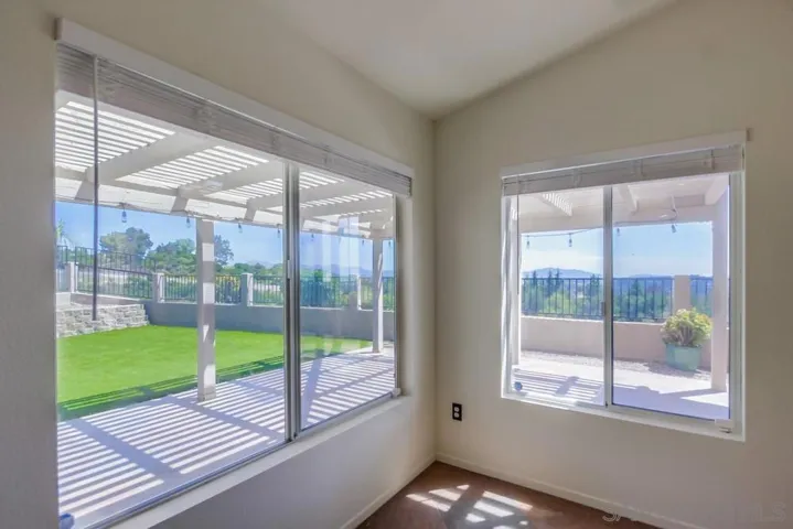 2703 Lobelia, Alpine, California 91901
