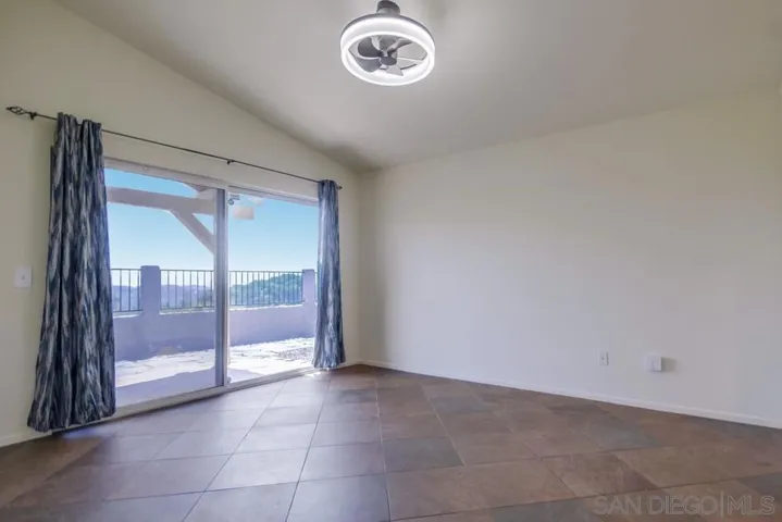 2703 Lobelia, Alpine, California 91901