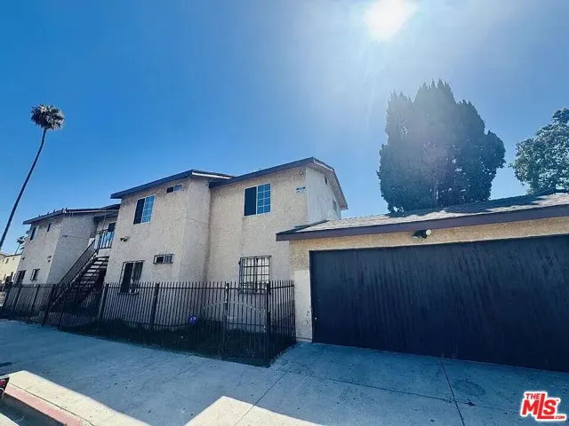 7704 S Grand Avenue, Los Angeles, California 90003