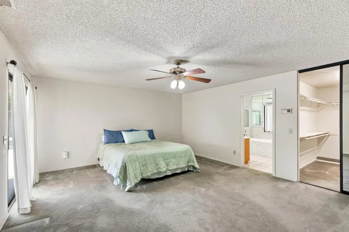 Huge Room