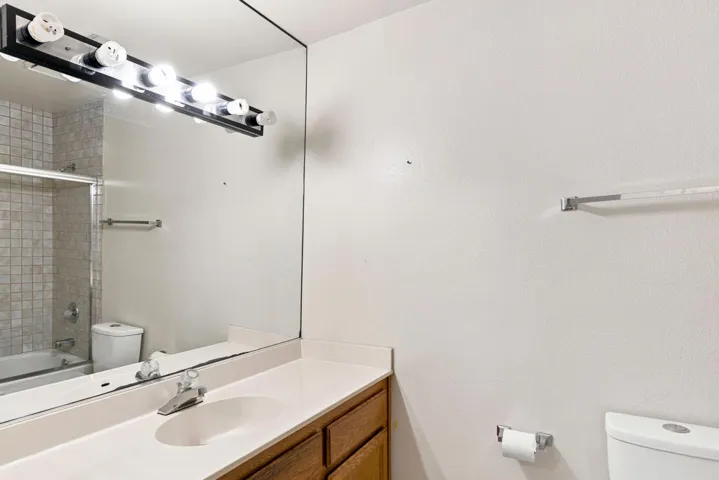 Guest Vanity