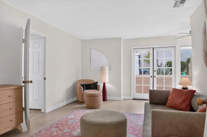 Guest bedroom