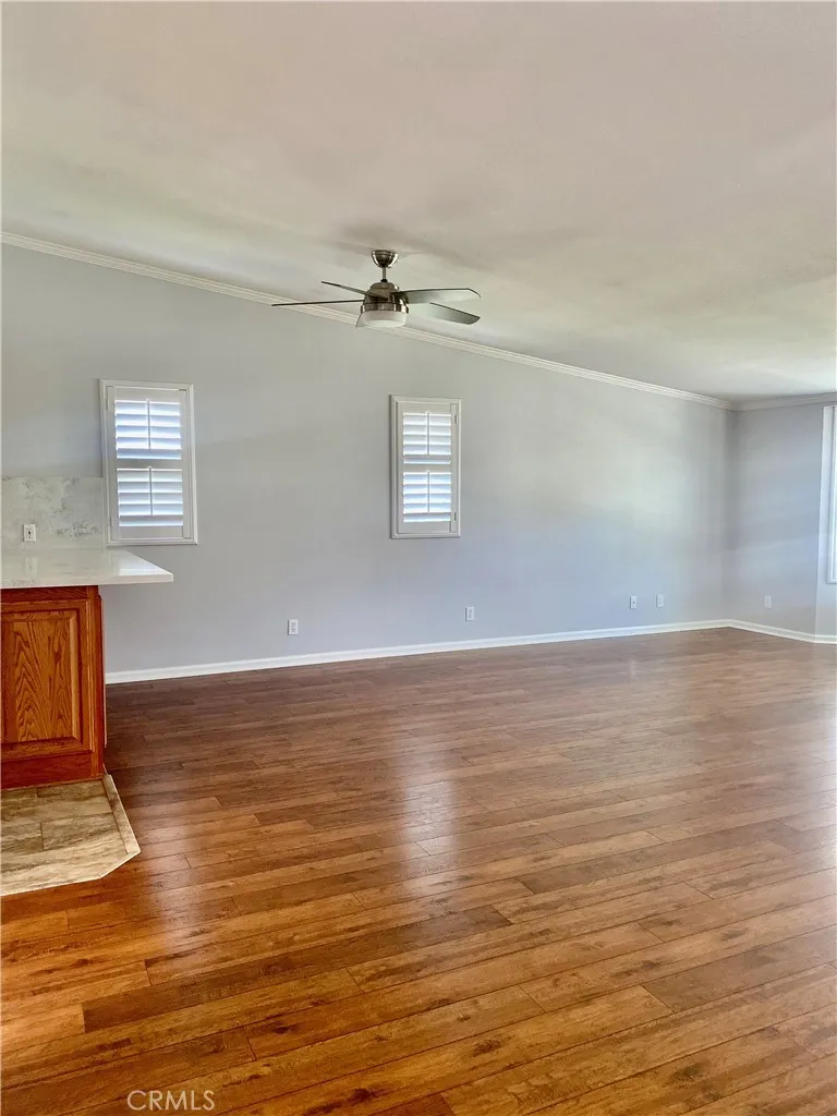 LIVING ROOM W/ CEILING FAN