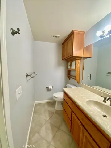 ENSUITE OFF THE MAIN BEDROOM