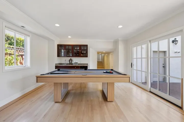 520 Francisco Drive, Burlingame, California 94010