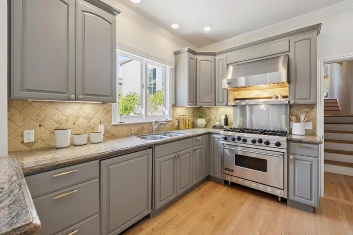 520 Francisco Drive, Burlingame, California 94010