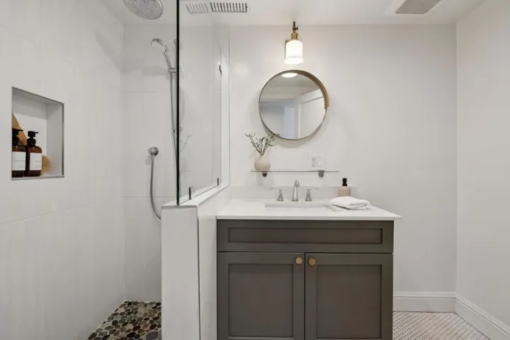 520 Francisco Drive, Burlingame, California 94010