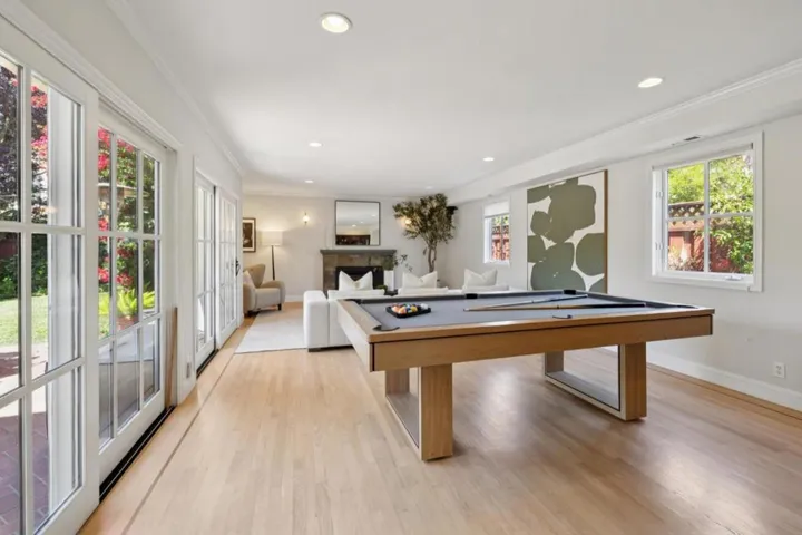 520 Francisco Drive, Burlingame, California 94010