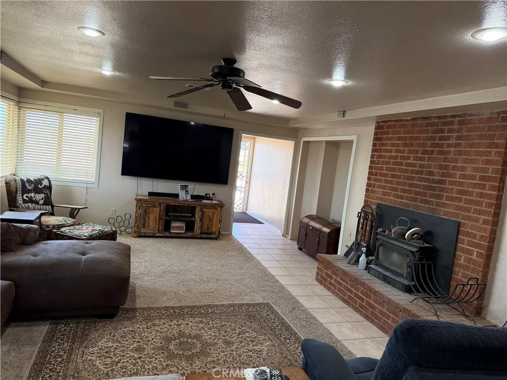 11707 Goodwin Drive, Victorville, California 92371 — photo 4