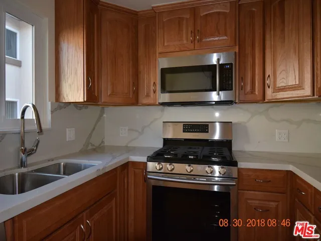 4591 Inglewood Boulevard 5, Culver City, California 90230