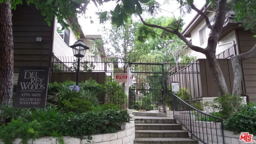 4591 Inglewood Boulevard 5, Culver City, California 90230