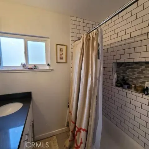19030 Community, Los Angeles, California 91324