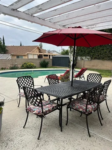 19030 Community, Los Angeles, California 91324