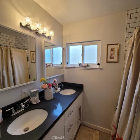 19030 Community, Los Angeles, California 91324