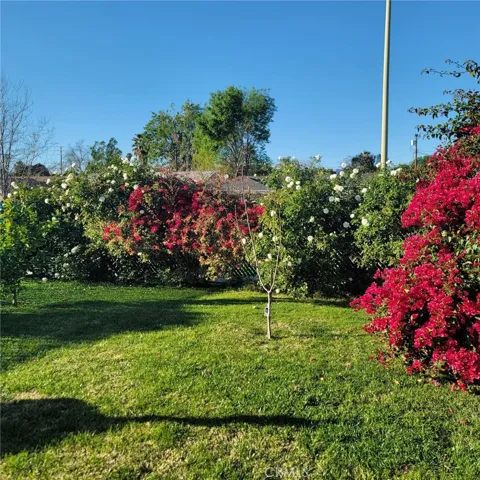 19030 Community, Los Angeles, California 91324