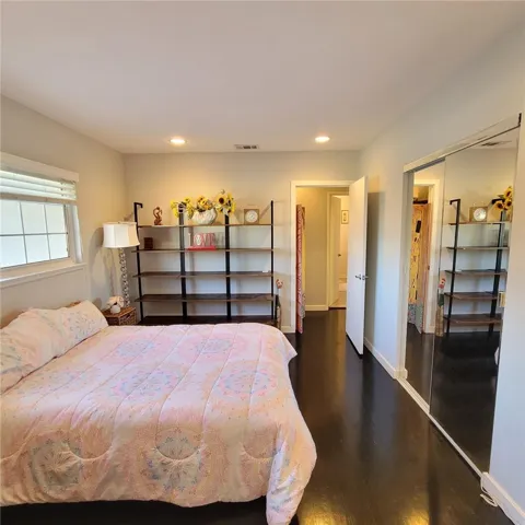19030 Community, Los Angeles, California 91324
