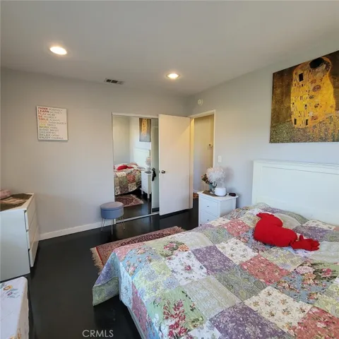 19030 Community, Los Angeles, California 91324