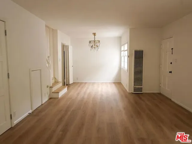 1322 N Beverly Glen Boulevard, Los Angeles, California 90077