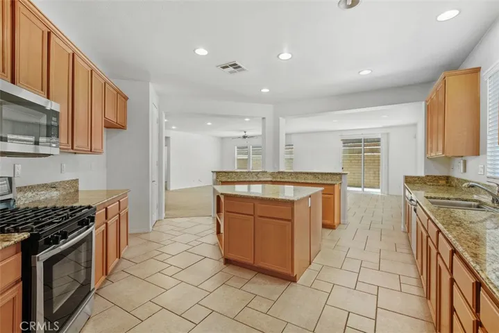 11303 Apple Canyon Lane, Riverside, California 92503