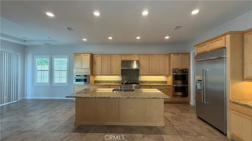 61 Dunmore, Irvine, California 92620