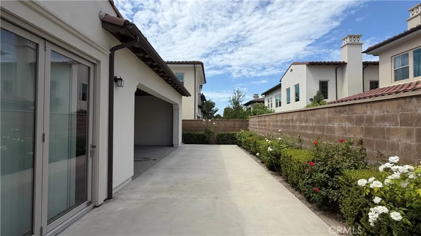 61 Dunmore, Irvine, California 92620
