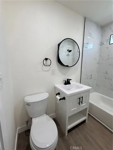 1607 W 69th, Los Angeles, California 90047
