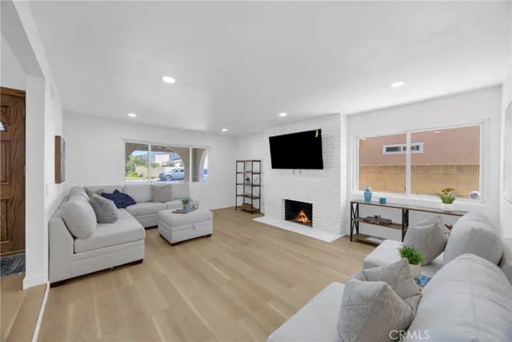 8101 Redford Lane, La Palma, California 90623