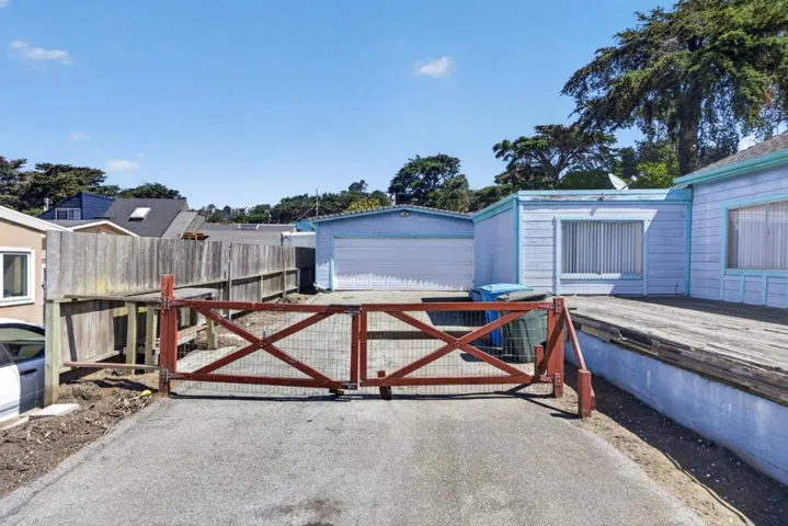 335 Monterey Road, Pacifica, California 94044