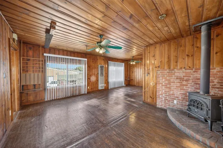335 Monterey Road, Pacifica, California 94044