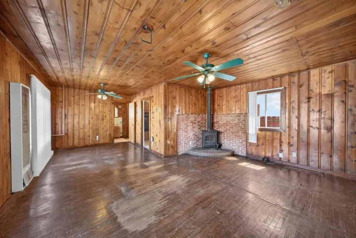 335 Monterey Road, Pacifica, California 94044