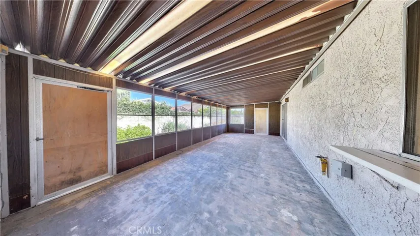 Photos may include virtual staging and / or alternation for visualization purposes.