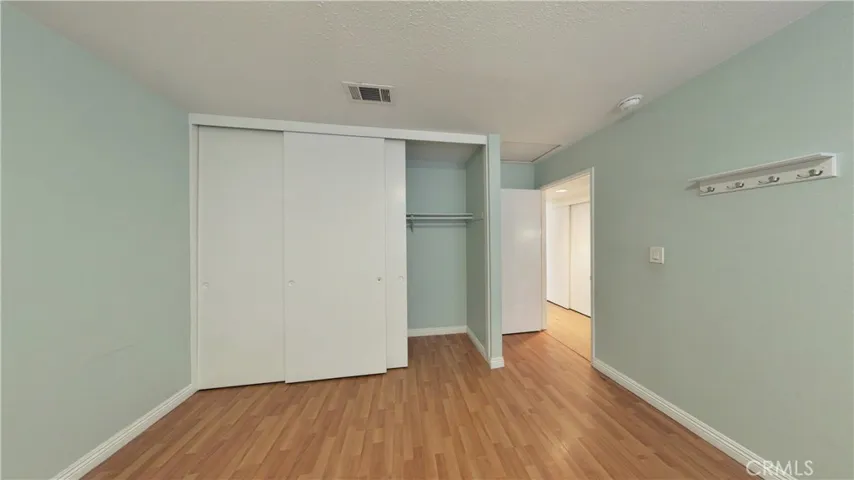 Photos may include virtual staging and / or alternation for visualization purposes.