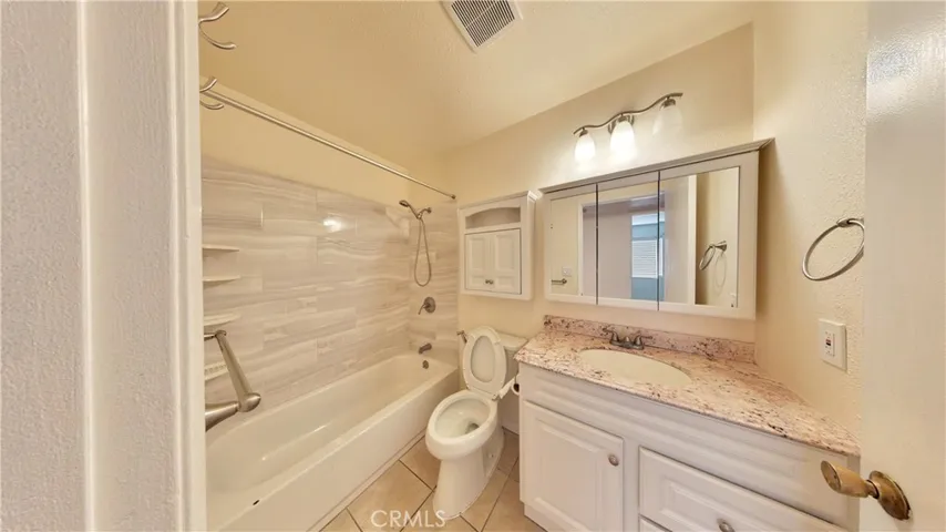 Photos may include virtual staging and / or alternation for visualization purposes.