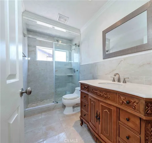 1122 S Peregrine Place, Anaheim, California 92806