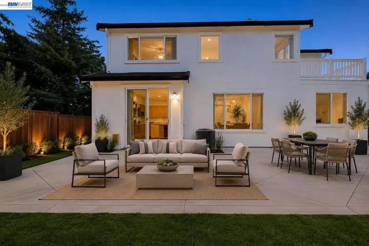 outdoor backyard