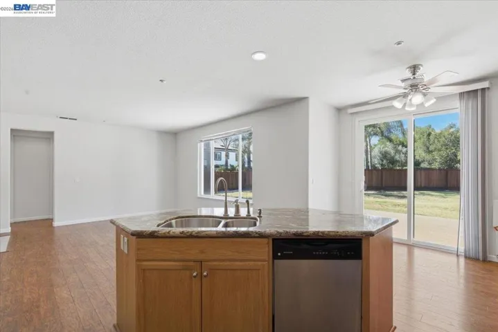 kitchen nook area