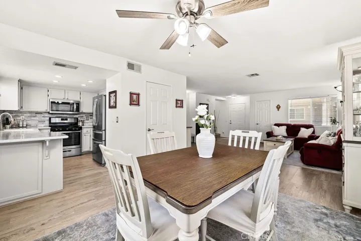 11413 216th, Lakewood, California 90715
