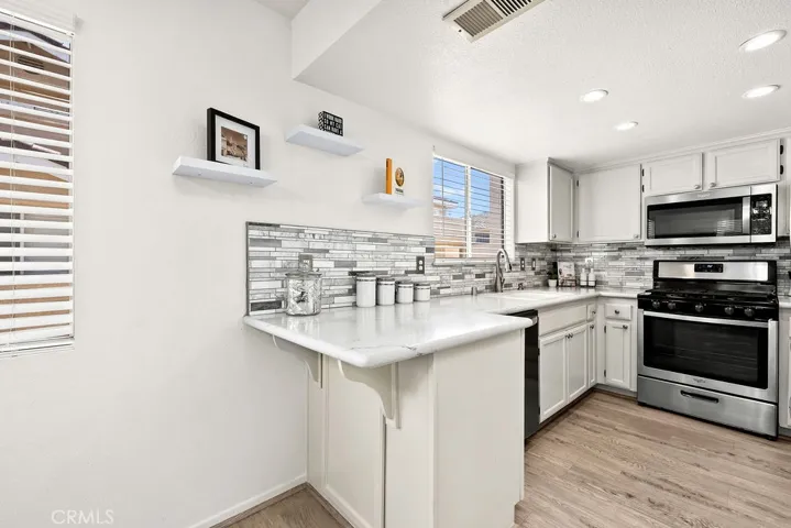 11413 216th, Lakewood, California 90715