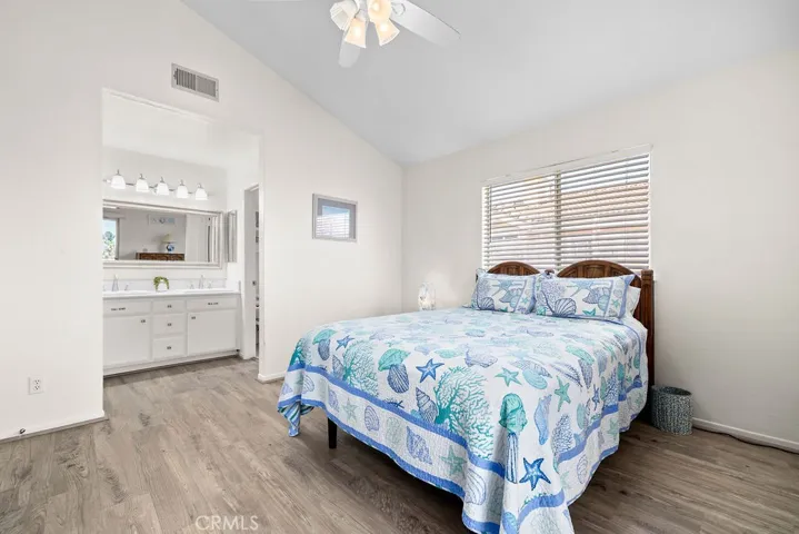 11413 216th, Lakewood, California 90715