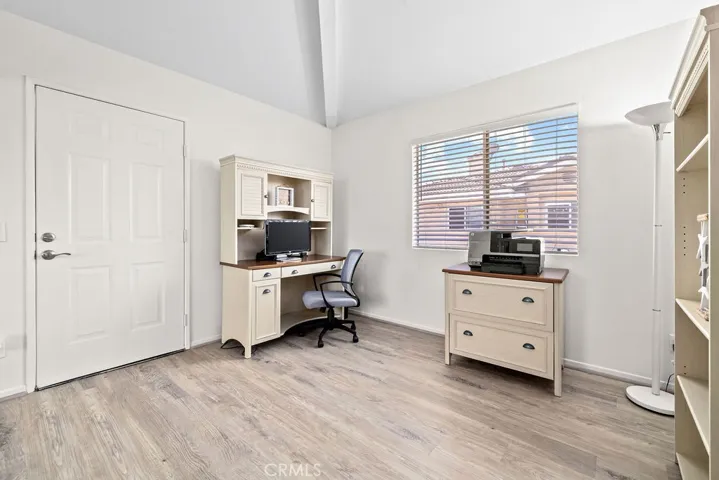 11413 216th, Lakewood, California 90715