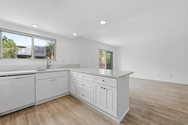 155 Rosebay Dr 40, Encinitas, California 92024