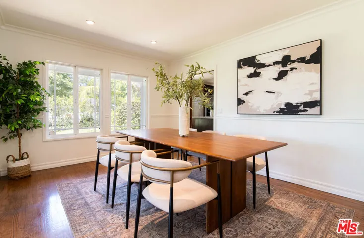 941 Chehalem Road, La Canada Flintridge, California 91011