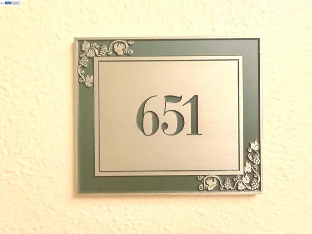 989 Webster St 651, Oakland, California 94607