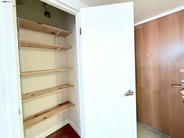 989 Webster St 651, Oakland, California 94607