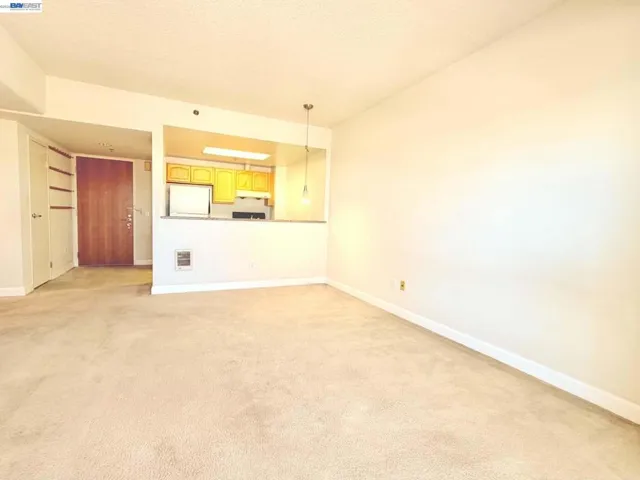 989 Webster St 651, Oakland, California 94607