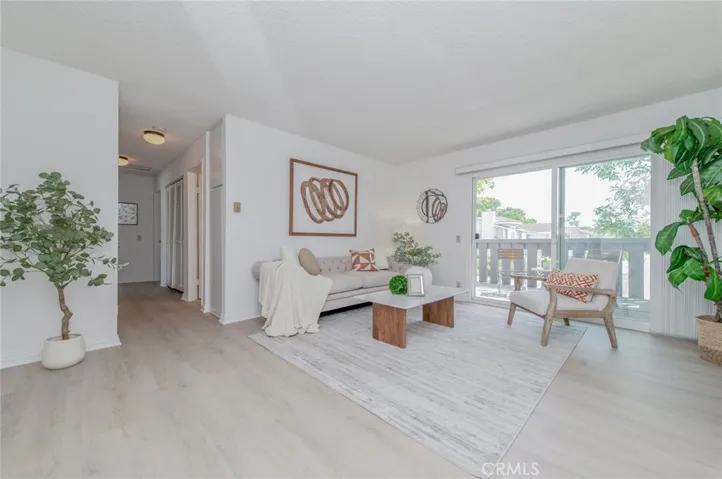 44 Fallbrook, Irvine, California 92604